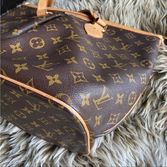 Louis Vuitton Monogram Polermo PM - Picture 9 of 15